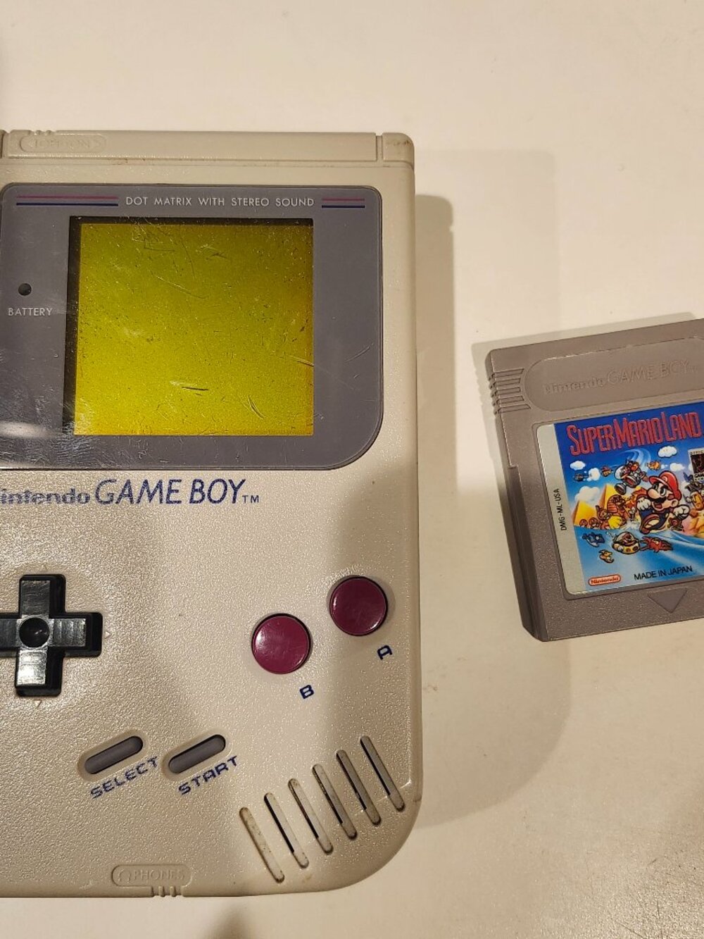 Vintage portable Nintendo Game Boy Gray Console& Super Mario game Cartridge 1989